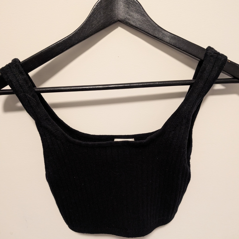Wilfred Black Ribbed Crop Top